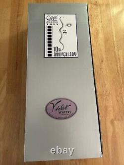 16 Ashton Drake Violet Waters Doll Rouge et Noir New in Box 10th Anniversary