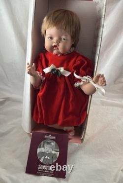 20 Ashton Drake Thumbelina Doll in Christmas Outfit Vinyl Vintage Repro 2003