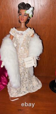 2001 Ashton Drake Violet Waters Special Appearance Doll 15.5 #93149