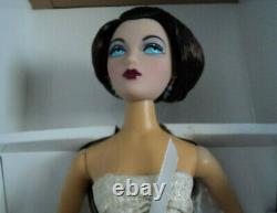 2004 Ashton Drake 16 Gene Tellstar Doll Nrfb