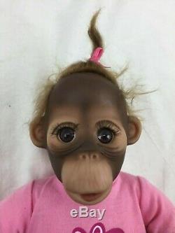 2X ASHTON DRAKE Lifelike Baby ORANGUTAN Monkey Dolls Set Pair FRANKIE & FIONA