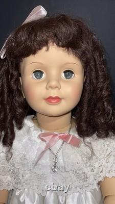 35 Ashton Drake ADG Poseable Brunette Doll White Lace Dress