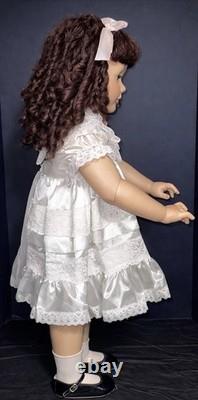 35 Ashton Drake ADG Poseable Brunette Doll White Lace Dress