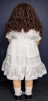 35 Ashton Drake ADG Poseable Brunette Doll White Lace Dress