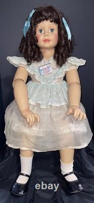 35 Ashton Drake Galleries Poseable Brunette Doll Curly Hair ADG