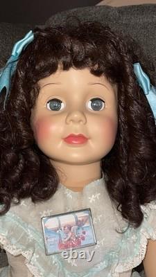 35 Ashton Drake Galleries Poseable Brunette Doll Curly Hair ADG