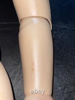 35 Ashton Drake Galleries Poseable Brunette Doll Curly Hair ADG