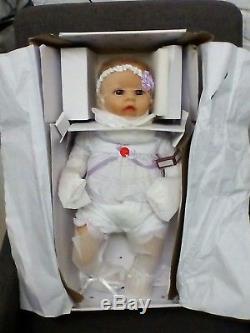 5 T Ashton Drake'Chloe's Look of Love' Lifelike Baby Doll by Linda Murray