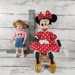 A Moment with Minnie Mouse Disney Ashton-Drake Porcelain Doll Set w COA +more