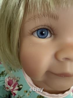 ASHTON DRAKE GALLERIES Hannah Toodler Girl Doll 21