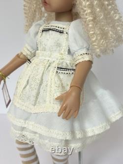 ASHTON DRAKE GALLERIES VINYL BJD DOLL Alice in Wonderland by DIANNA EFFNER
