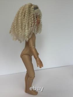 ASHTON DRAKE GALLERIES VINYL BJD DOLL Alice in Wonderland by DIANNA EFFNER