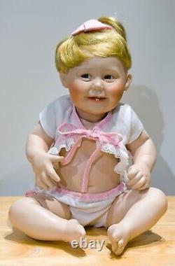 ASHTON DRAKE Galleries Doll Cute as a Button By Titus Tomescu number 8872