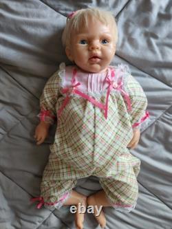 ASHTON DRAKE/MICHELLE FAGAN SILICONE & CLOTH DOLL LILY ROSE WithBLANKET