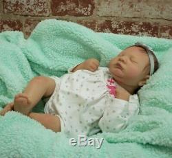 ASHTON DRAKE So Truly Real Linda Webb Welcome Home Baby Paci COA Realistic Girl