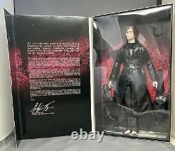 Acheron A Dark-Hunter Doll 2010 FR & Ashton-Drake Galleries NRFB MINT