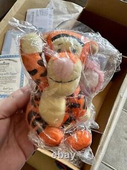 Ashton Drake 2000 Disney Porcelain Doll Bedtime Story Tigger Winnie the Pooh NIB