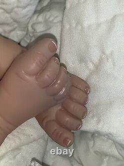 Ashton Drake ADG 04 Newborn Reborn Baby Doll
