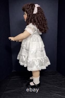 Ashton Drake ADG 30 Poseable Girl Doll Brunette Original Dress Display