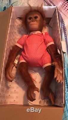 Ashton Drake Annabelle's Hugs Lifelike Baby Monkey Doll by Ina Volprich EUC