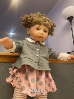 Ashton Drake Avery Hold That Pose Lifelike Child Girl Doll by Mayra Garza 22