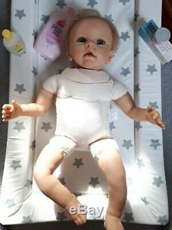 Ashton Drake Baby Doll Chloe's Look of Love by Linda Murray
