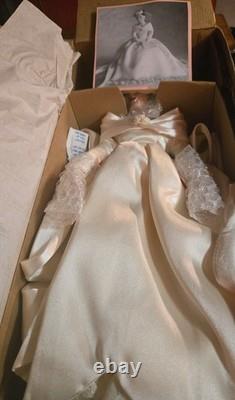 Ashton Drake Beth's 1960's Wedding Dress Doll #96513 New In Box