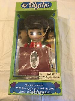 Ashton-Drake Blythe Roaring Red Collectible Doll 12 AS IS