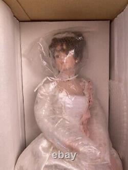 Ashton Drake Bride Cindy McClure Roses Everlasting Capodimonte Porcelain