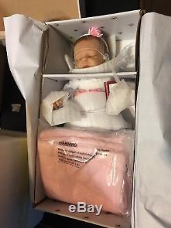 Ashton Drake Cuddle Caitlyn Warming Baby Doll By Violet Parker New 17 Doll