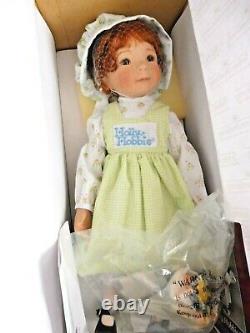 Ashton Drake / Dianna Effner Porcelain & Cloth A Holly Hobbie Spring With Coa