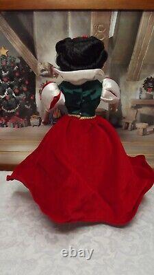 Ashton Drake/Disney Snow White & Seven Dwarfs at Christmas Porcelain Dolls, 2002