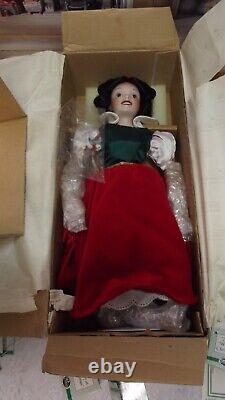 Ashton Drake/Disney Snow White & Seven Dwarfs at Christmas Porcelain Dolls, 2002