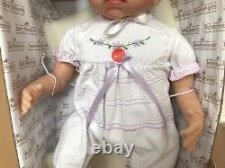 Ashton Drake Doll Chloe's Look Of Love Boxed In Very Good Condition