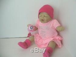 Ashton Drake Doll by Violet Parker 16 So truly real So sleepy Sophie + 2 outfit