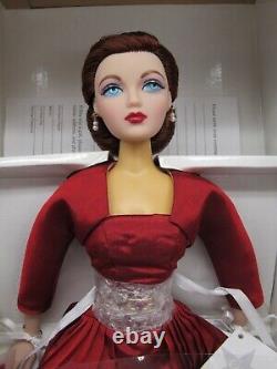 Ashton Drake GENE Marshall A Touch of Hospitality 16 doll in box LE 561/750