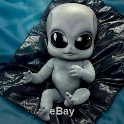 Ashton Drake GREYSON ALIEN Baby Doll''Roswell Grey'' NEW