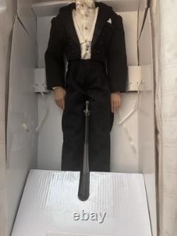 Ashton-Drake Galleries 16 Trent Osborn Formal Introduction Debut Doll 2001