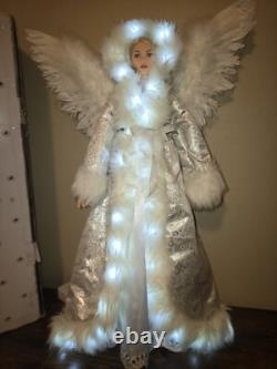 Ashton Drake Galleries 24'Doll Silent Night Angel Battery Operated Collectible