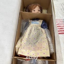 Ashton Drake Galleries A Holly Hobbie Summer Porcelain Doll By Dianna Effiner