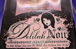 Ashton Drake Galleries Delilah Noir Doll Blonde Wig 16 Ball-Joint Brown Eyes