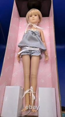 Ashton Drake Galleries Delilah Noir Doll Blonde Wig 16 Ball-Joint Brown Eyes