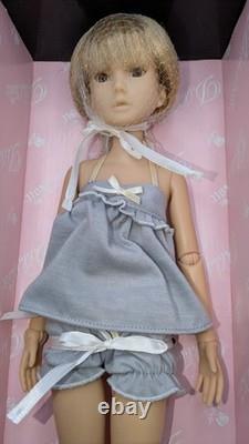 Ashton Drake Galleries Delilah Noir Doll Blonde Wig 16 Ball-Joint Brown Eyes