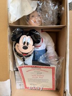 Ashton-Drake Galleries Disney Walt Disney World Boy & Girl Doll Set 2001 16