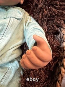 Ashton Drake Galleries INTERACTIVE AA REBORN DOLLs ALICIA by Linda Murray