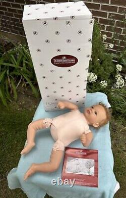 Ashton-Drake Galleries Little Squirt So Truly Real Newborn Baby Girl Doll 17