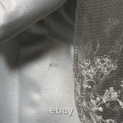 Ashton Drake Galleries Meghan Royal Romance Bride Doll DEFECT