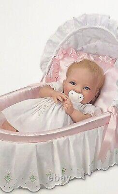 Ashton Drake Galleries My Bundle Of Joy With Bassinet New Mint Condition