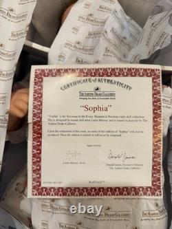 Ashton-Drake Galleries Sophia Doll VERY GOOD Condition with COA Curly Brown hair