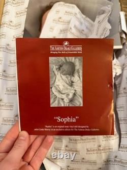 Ashton-Drake Galleries Sophia Doll VERY GOOD Condition with COA Curly Brown hair
